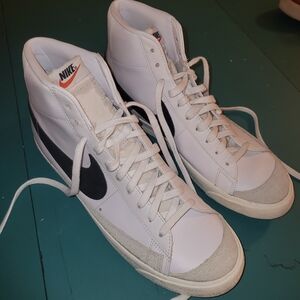 BQ6806-100 Nike Blazer Mid '77 Vintage White Black Sail (Men's)